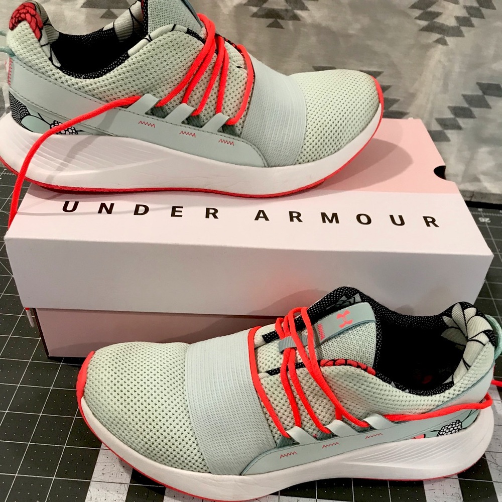 Women’s UA Charged Breathe FN Print Sport